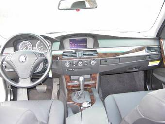 2005 BMW 5-Series Photos