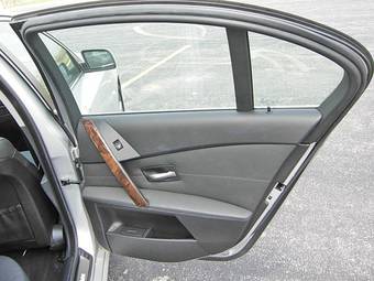 2005 BMW 5-Series Images