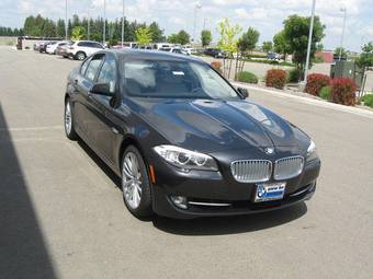 2010 BMW 5-Series Photos