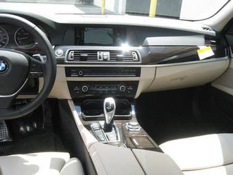 2010 BMW 5-Series Pics