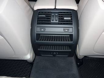 2010 BMW 5-Series Pics