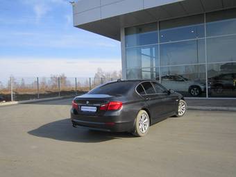2010 BMW 5-Series Photos