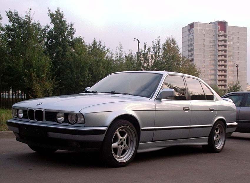 1990 BMW 520