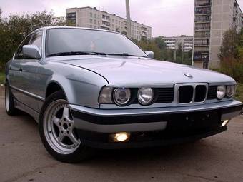 1990 BMW 520I