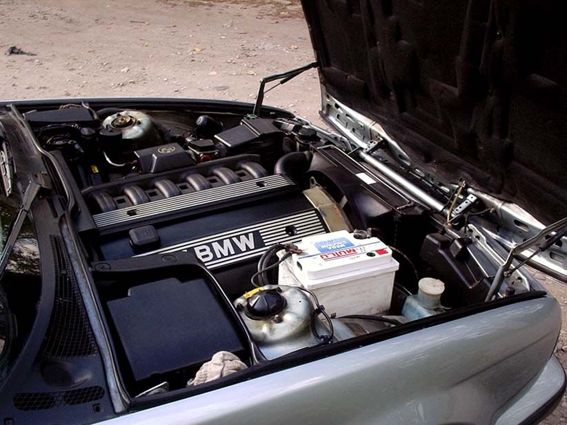 1990 BMW 520I