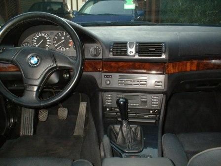 1996 BMW 523