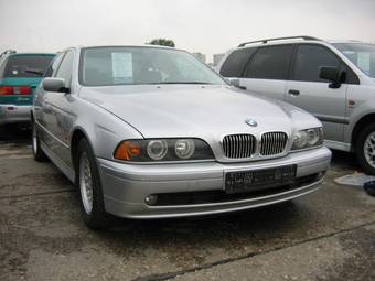 2001 BMW 523
