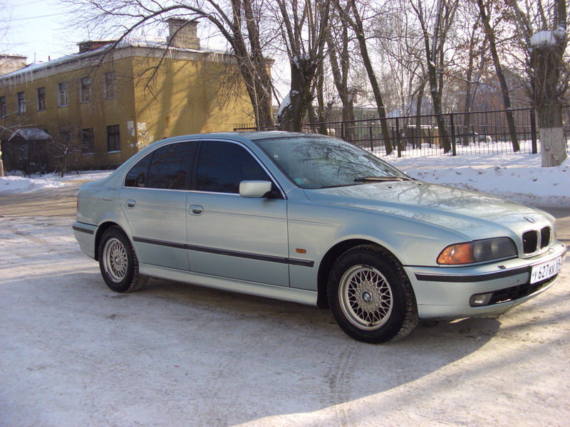 1997 BMW 523I