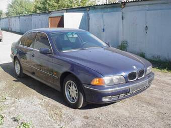 1998 BMW 523I