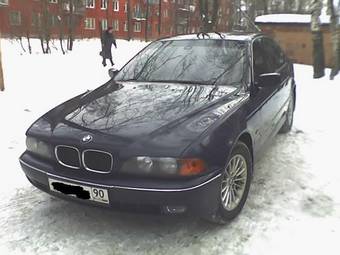 2000 BMW 523I