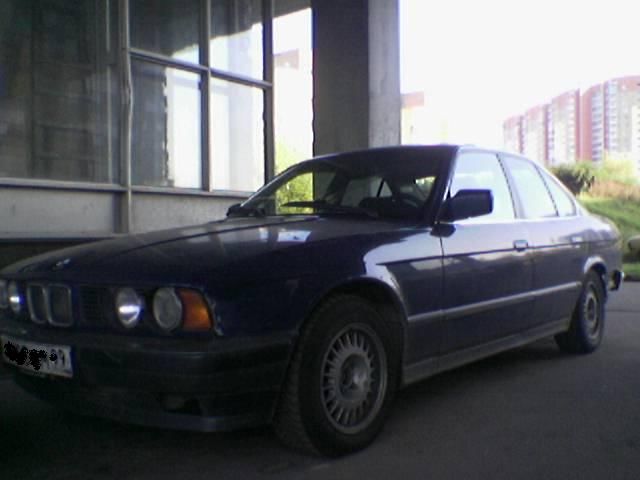 1991 BMW 525I