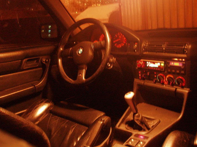 1992 BMW 525I
