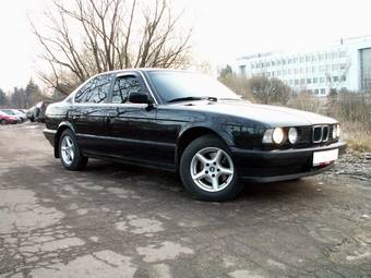 1993 BMW 525I