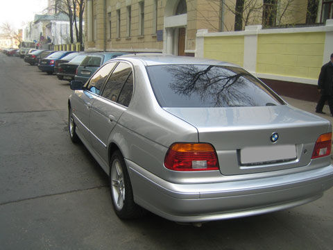 2003 BMW 525I