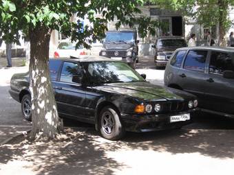 1992 BMW 7-Series Pictures