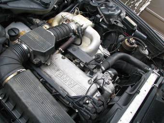 1992 BMW 7-Series Pictures
