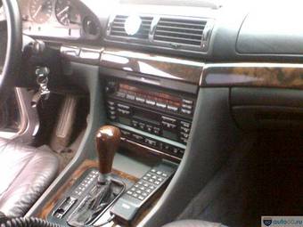 1994 BMW 7-Series Pictures