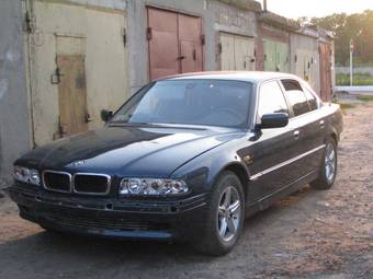 1994 BMW 7-Series Photos