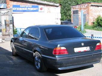 1994 BMW 7-Series Pictures