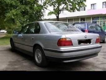 1994 BMW 7-Series Pictures