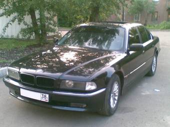 1995 BMW 7-Series Pictures