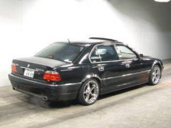 1997 BMW 7-Series Images