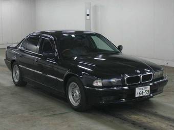 1997 BMW 7-Series Pictures