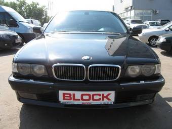 1997 BMW 7-Series Pictures