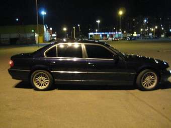 1998 BMW 7-Series Pictures