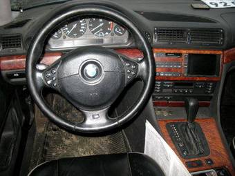 1998 BMW 7-Series Photos