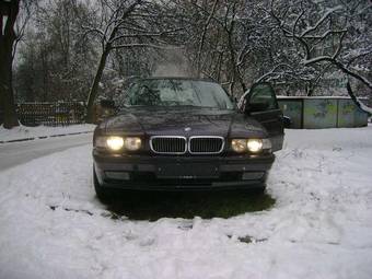 1998 BMW 7-Series Images