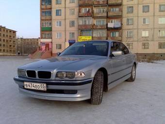 1998 BMW 7-Series Pictures