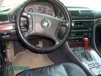 1998 BMW 7-Series Photos