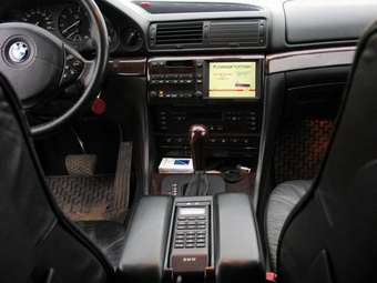 1999 BMW 7-Series Pictures