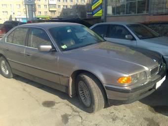 1999 BMW 7-Series Pictures