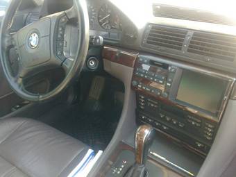 1999 BMW 7-Series Pictures