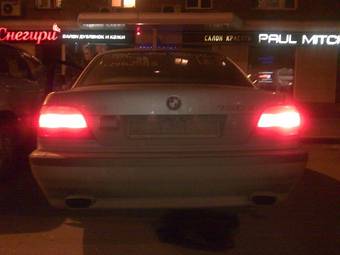 1999 BMW 7-Series Pictures