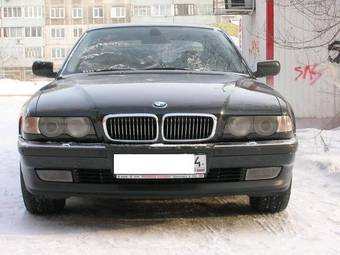 2000 BMW 7-Series Photos