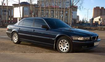 2000 BMW 7-Series Pictures