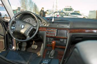 2000 BMW 7-Series Pics