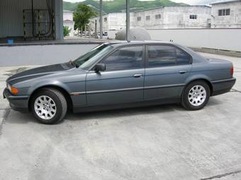 2000 BMW 7-Series Pictures