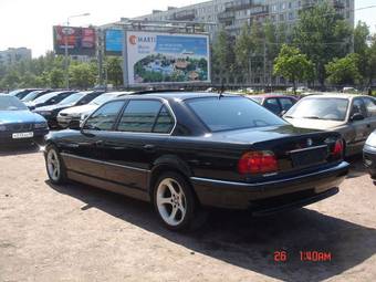 2000 BMW 7-Series Pictures