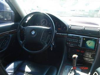 2000 BMW 7-Series Photos