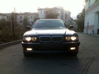 2000 BMW 7-Series Pictures