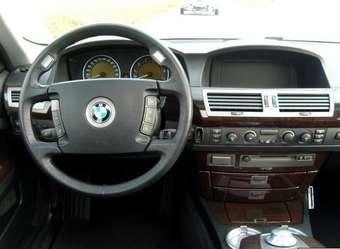 2002 BMW 7-Series Pictures