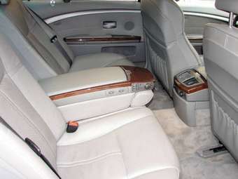 2002 BMW 7-Series Photos