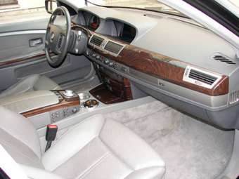 2002 BMW 7-Series Photos