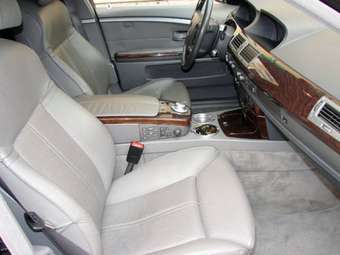 2002 BMW 7-Series Photos