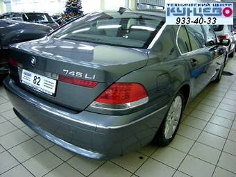 2002 BMW 7-Series Images