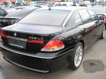 2002 BMW 7-Series Photos